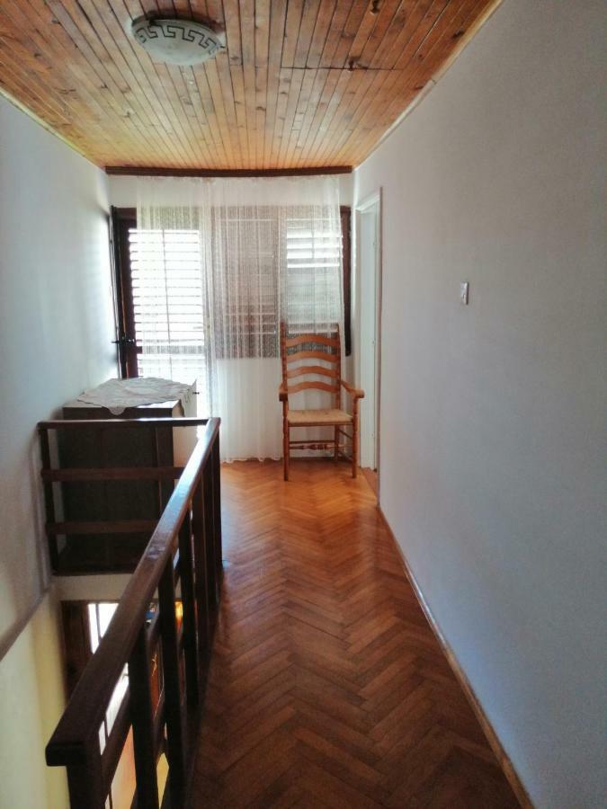 Apartments Luce Kornić Esterno foto